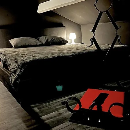D'une Nuit, Loveroom Sarcelles