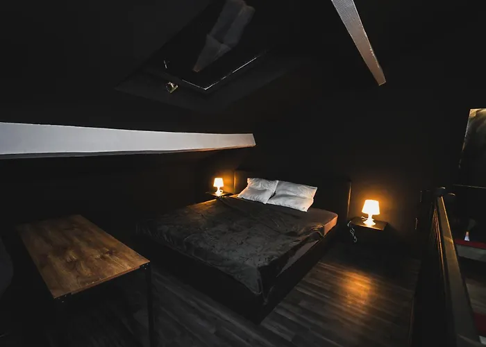D'une Nuit, Loveroom